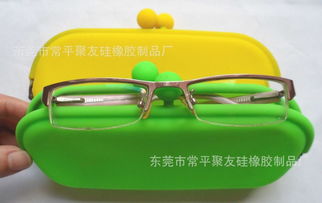 硅膠時尚配件 從女士硅膠包到眼鏡盒的多樣化選擇